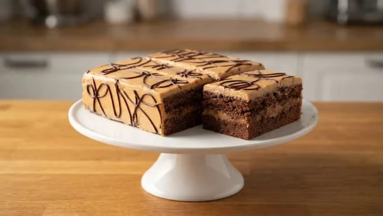 Ferrero karamel torta s orasima i mascarpone kremom