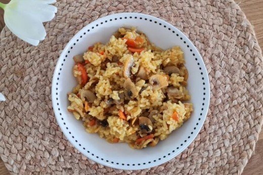Kremasti rižoto sa šampinjonima i parmezanom